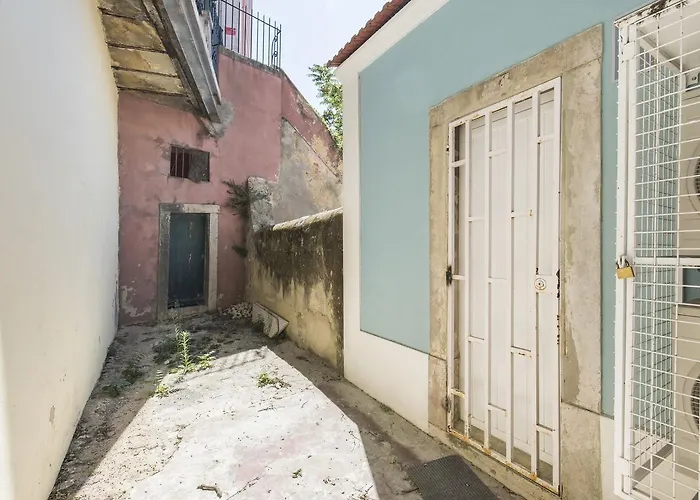 Apartman Lovelystay - Artsy Real *