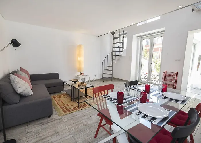 Apartman Lovelystay - Artsy Real *