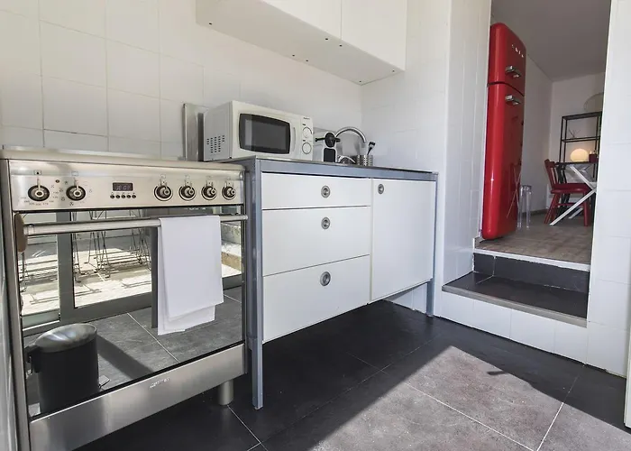 Lovelystay - Artsy Real Apartman Lisboa