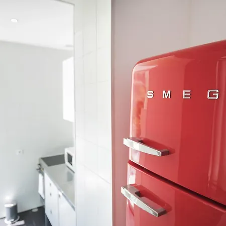 Lovelystay - Artsy Real Apartmán