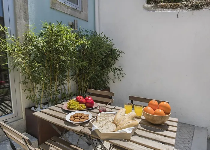 Lovelystay - Artsy Real Apartment Lissabon