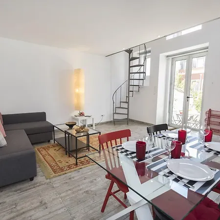 Appartamento Lovelystay - Artsy Real *