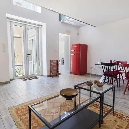 Lovelystay - Artsy Real Lisboa